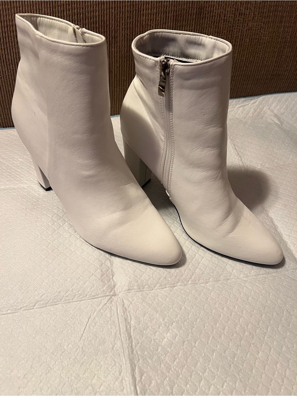 Sleek White Pointed-Toe Ankle Booties with Side Zip